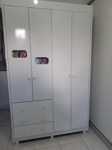 GUARDA-ROUPA NOVÍSSIMO!!