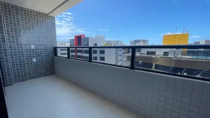 APARTAMENTO NOVO COM PLANEJADOS NA PONTA VERDE