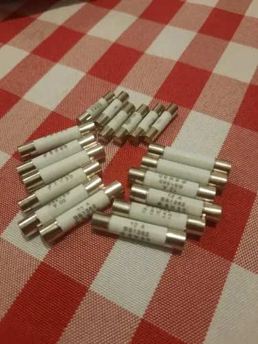 Fusíveis cerâmica microondas 10, 12, 20A- Pacote com 18 peças
