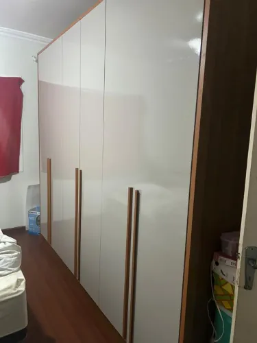 Armário grande de 3 portas 