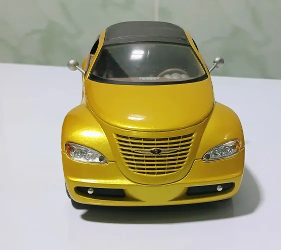 Miniatura 1/18 CHRYSLER PRONTO CRUIZER