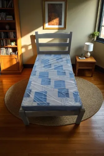Vendo - Cama de Solteiro
