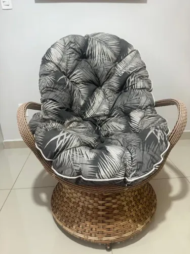 Poltrona Giratória Ratan Sintético 