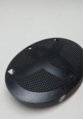 Emblema Grade Ar Radiador Toyota Corolla 18 (Usado)