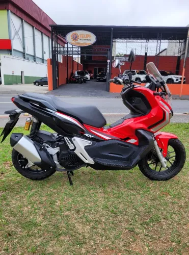 Honda ADV 150 2023 600 KM Rodados 