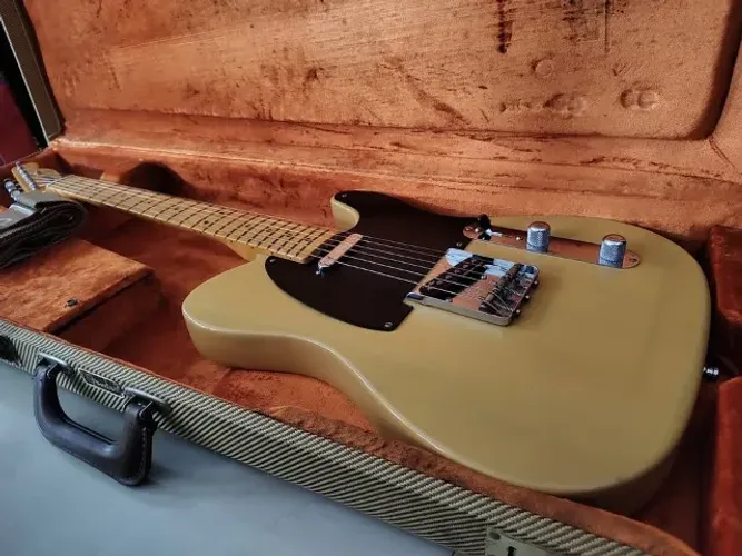 Fender Telecaster American Vintage 52 (ñ Gibson Suhr Classic T Anderson Maker Zaganin)