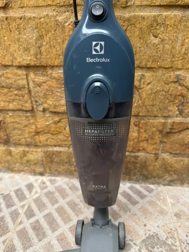 Aspirador de Pó Vertical 2 em 1 Electrolux PowerSpeed Plus