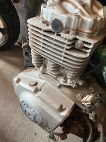 Motor Suzuki 125 