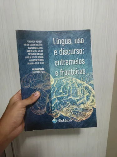 Livro Língua Uso E Discurso Entremeios e Fronteirass