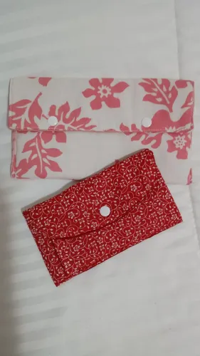 Bolsa de mão feminina - Floral - Vermelha e Rosa