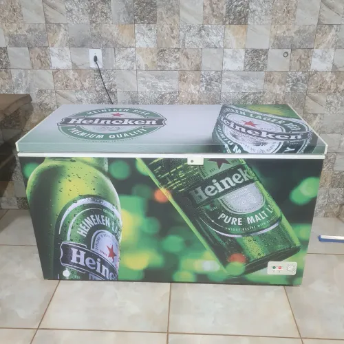 Plotagem/ envelopador de freezer, geladeira, automóvel e aplicação de adesivos em geral 