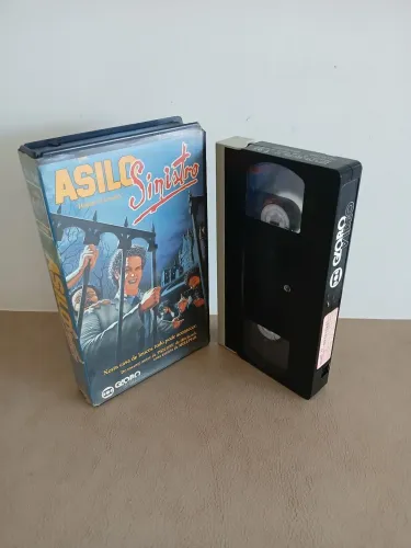 Asilo Sinistro - VHS de Colecionador - Raro