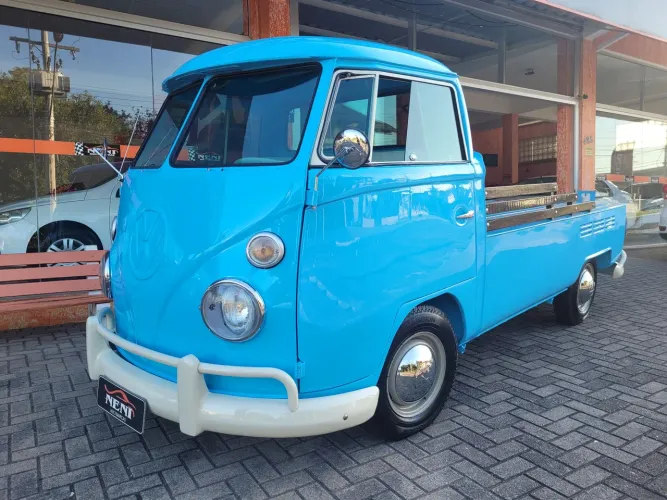 KOMBI PICK UP
