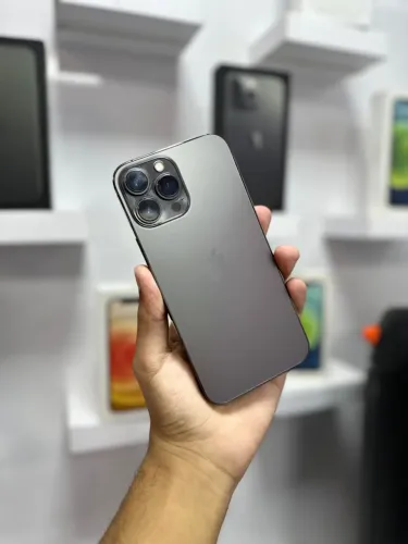 iPhone 13 Pro Max - Cinza espacial - 256GB