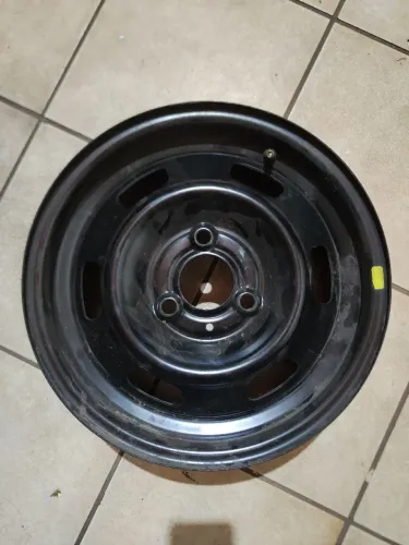 Roda Kwid aro 14 