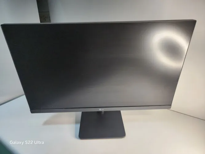 Monitor LG c suporte