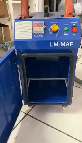 Máquina de Corte Arrematadora de Fios