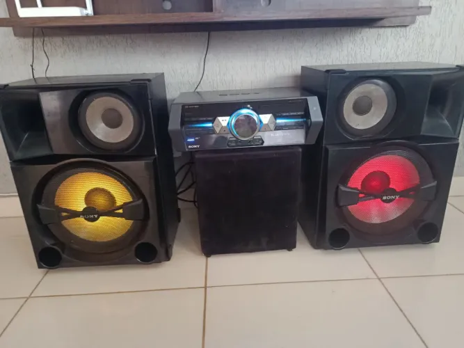 Som sony shake 5 2000RMS de potência 