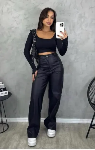Calça wide leg