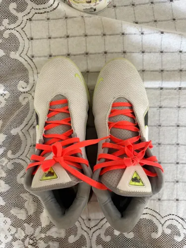 Nike LeBron 22 Semi Novo ? Original e Muito Conservado