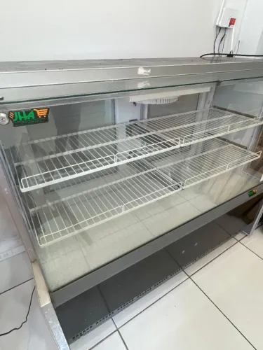 Vitrine Refrigerada Dupla Função Gelopar 1,75 M Preto 220v
