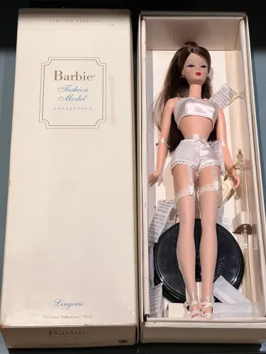Barbie Silkstone 