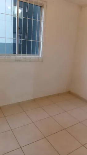 Alugo apartamento
