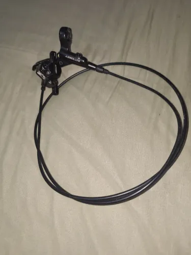 Vendo par freio idraulico absolute novo com um mês de uso.