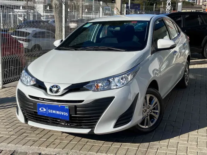Toyota Yaris XL Plus Con. Sed. 1.5 Flex 16V AUT 2022