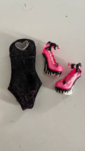 Roupa Monster High Draculaura