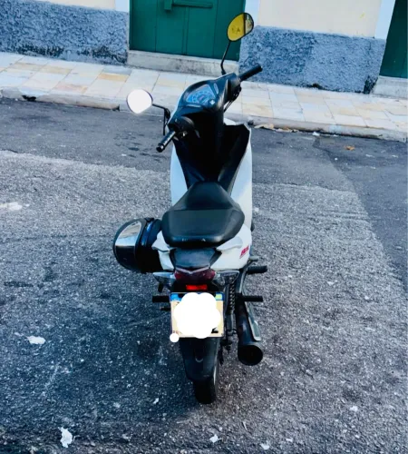  HONDA BIZ 110i Branca 2024 - Único dono 
