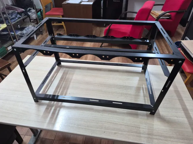 Rig de Mineração Cripto - Suporte para Placa de Vídeo 