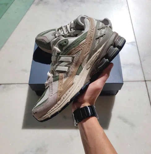 Tênis New Balance 1906