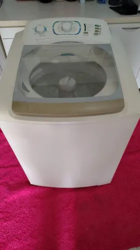 Lava roupas Eletrolux 15 kl funcionando perfeitamente entrego mediante taxa do frete