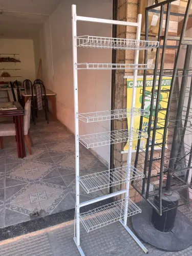 Pratileira de ferro para loja 