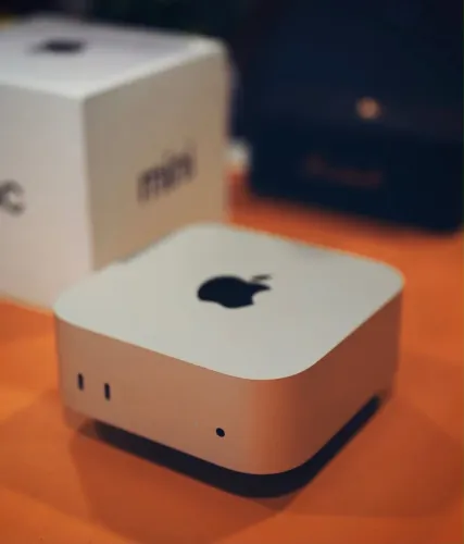 Mac Mini 256GB Chip M4 Lacrado 