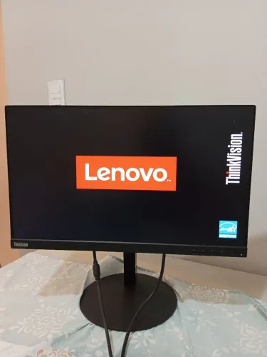 Monitor Lenovo ThinkVision 22" LED Full HD Com Cabos