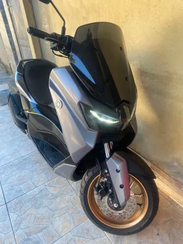 Moto Nova Pouco tempo de uso.