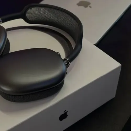 Headphone