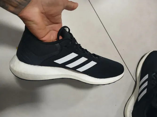 Vendo teniss adidas  400...n,43