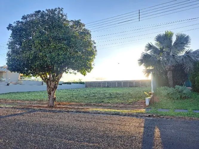 Terreno no Condomínio Gramado - 1000 m2 - Excelente oportunidade!!