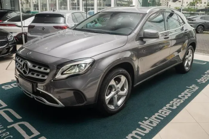 Mercedes-Benz GLA 200 Adv. 1.6/1.6 TB 16V Flex Aut. 2018