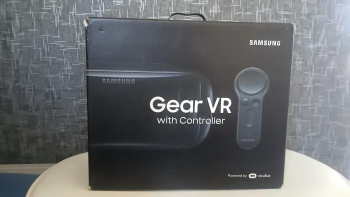 Samsung Gear VR com Oculus - Sem Uso + Caixa Original