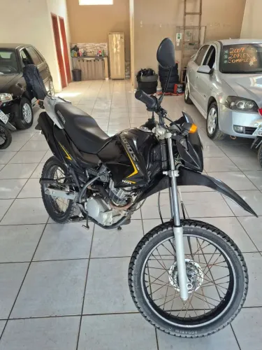 Moto honda bross bem conservada moto ta inteira