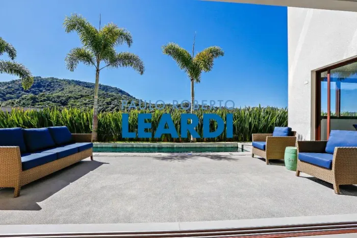CASA EM CONDOMÍNIO - ALPHASÍTIO - SP