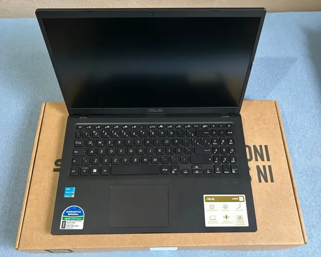 Notebook ASUS Vivobook 15 - Tela 15.6" Full HD - SSD 128GB - Impecável