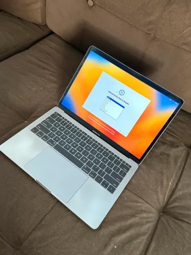 MacBook Pro 13