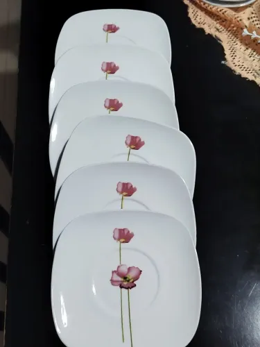 Pires de porcelana quadrado