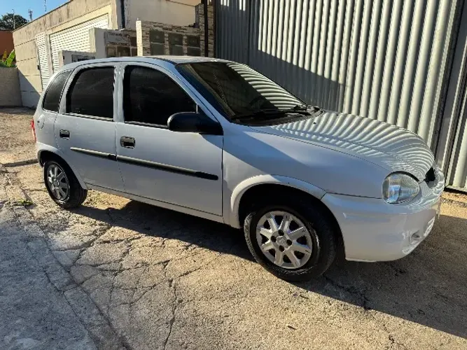 Chevrolet Corsa Wind 1.0 Mpf/milleniumi/ EFI 4P 2002