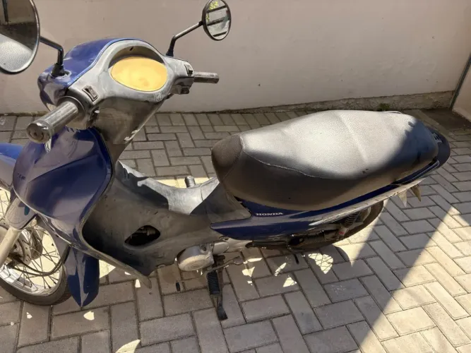 Honda / C100 BIZ ES - 2004